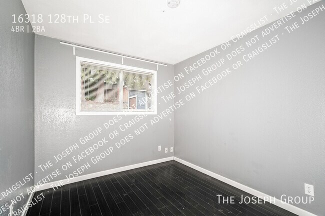 Building Photo - 16318 128th Pl SE