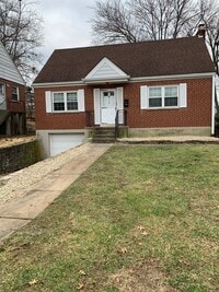 Building Photo - Charming 4-bedroom, 2-bathroom home located in the Covedale area