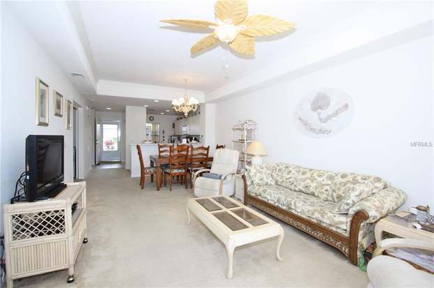 Building Photo - 1315 Saxony Cir