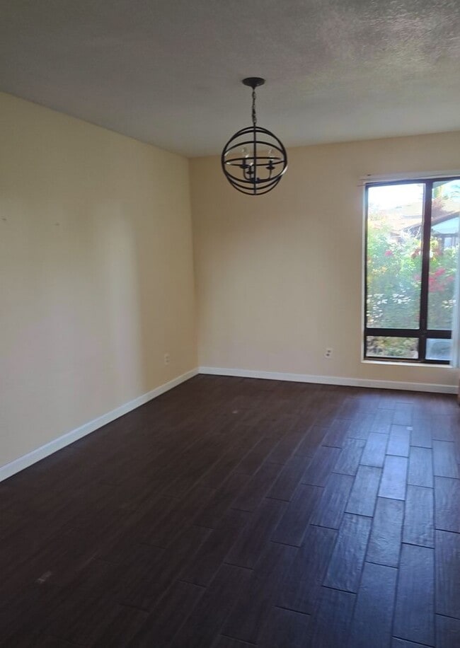 Building Photo - Charming Single-Story Home with Bonus Space & Beautiful Backyard