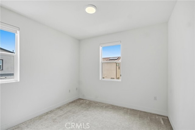 Building Photo - 208 Yerba