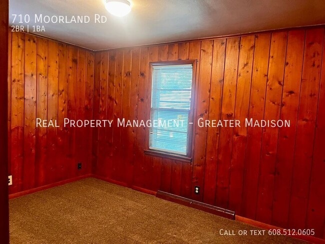 Building Photo - 710 Moorland Rd