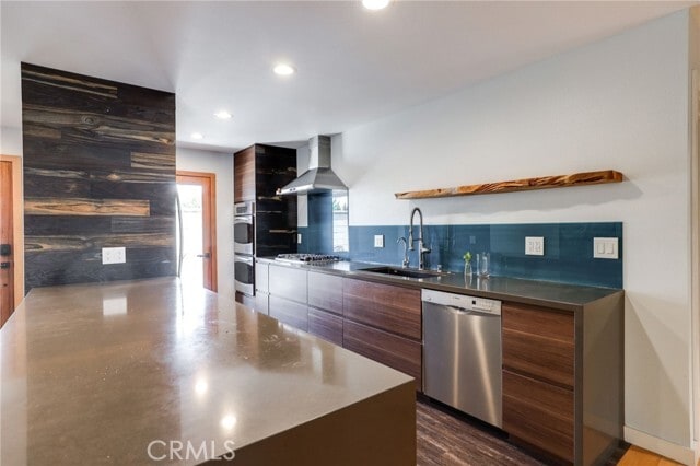 Building Photo - 10192 Kaimu Dr