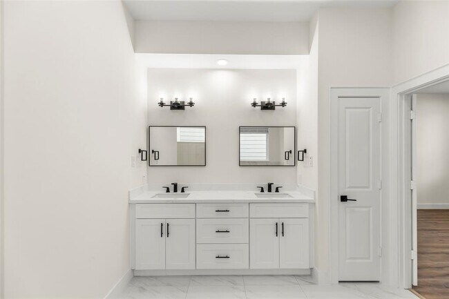 Building Photo - 1812 Palmetto Landing Dr