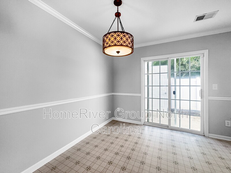 Building Photo - 3849 Hickswood Creek Dr