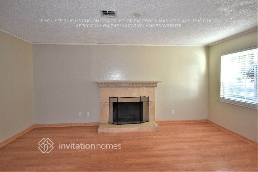 Building Photo - 2589 Casa Linda Dr