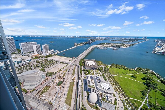 Building Photo - 1100 Biscayne Blvd