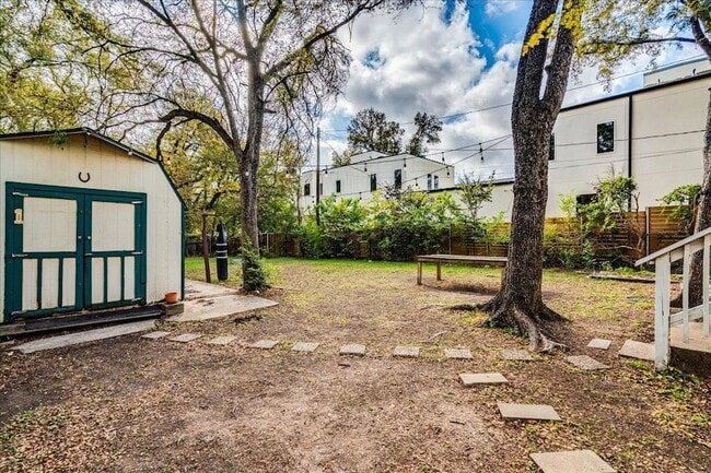 Building Photo - 4603 Jinx Ave