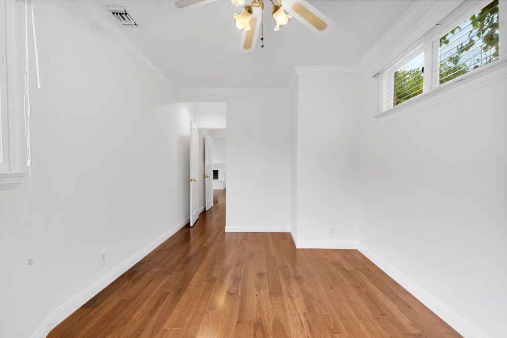 Building Photo - 4722 Forman Ave