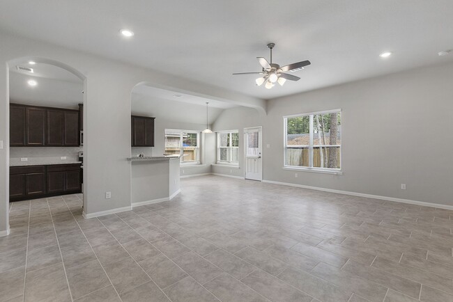Building Photo - 11826 Briarwood Ln