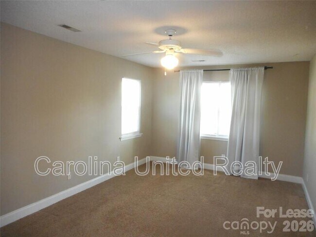 Building Photo - 8431 Leeper Dr