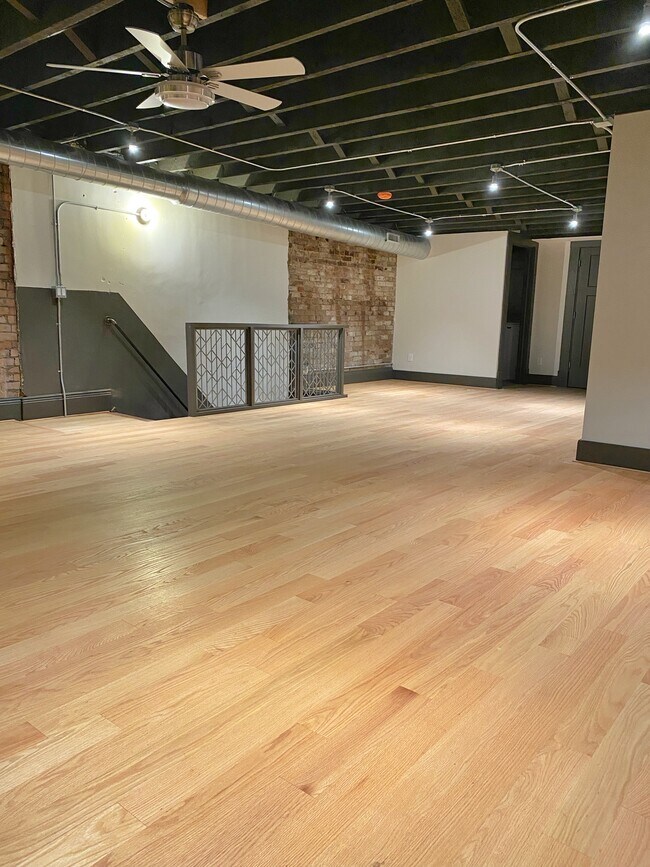 Building Photo - 270 W Pike St