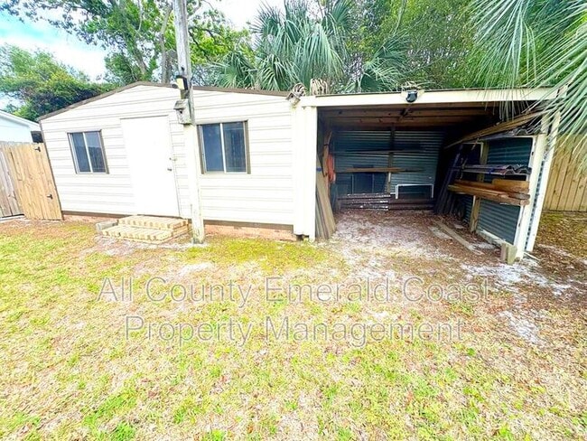 Building Photo - 504 Kelly St