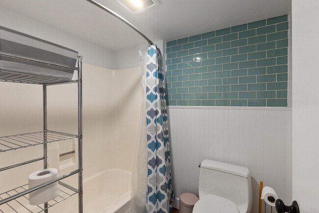 Building Photo - 49336 Eisenhower Dr