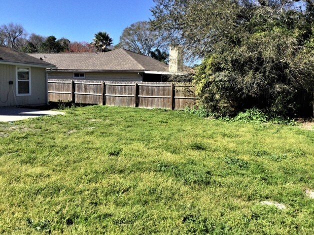 Building Photo - 4491 Cobblefield Cir W