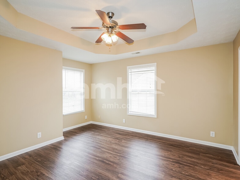 Building Photo - 2740 N Whitfield Rd