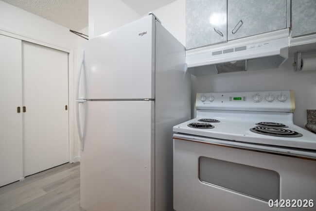 Building Photo - 1255 Nuuanu Ave