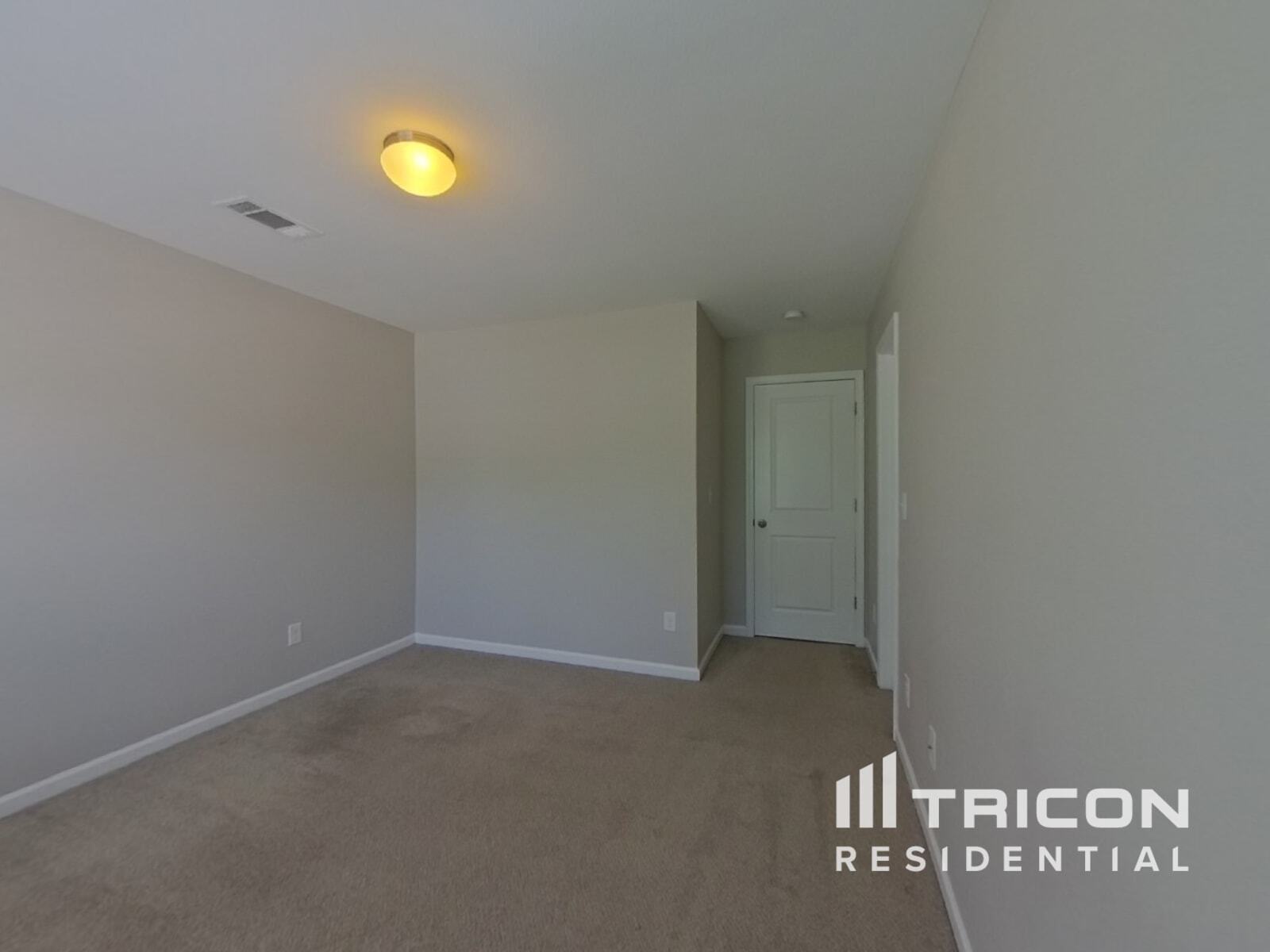 Building Photo - 5936 Sanders Farm Ln