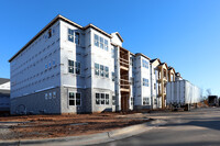 Building Photo - 4 Farms at Horse Pen Creek