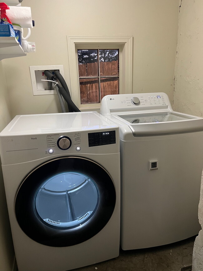 Shared laundry room with WiFi-enabled dryer - 525 NE 86th St