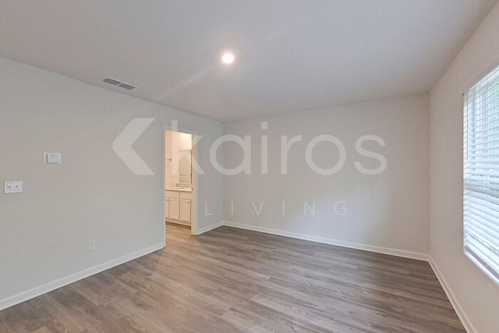 Building Photo - 372 Ironwood Ct