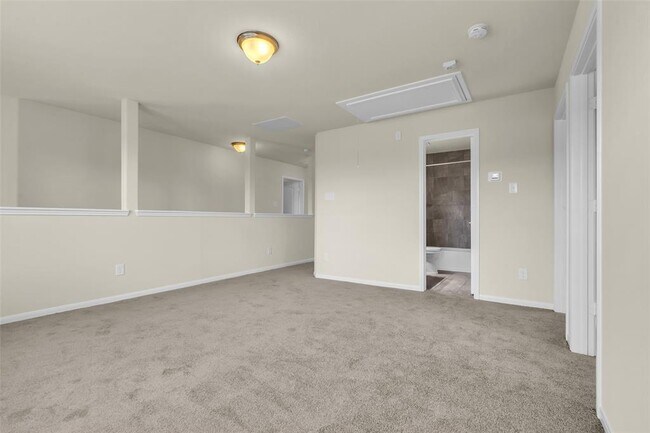 Building Photo - 8306 Columbia Forest Dr
