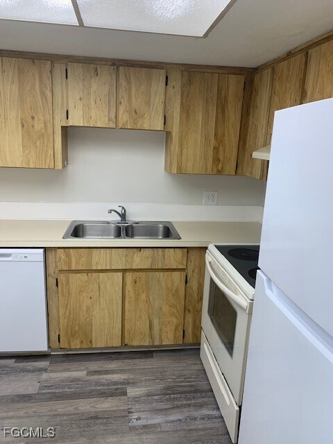 Building Photo - 6150 Whiskey Creek Dr