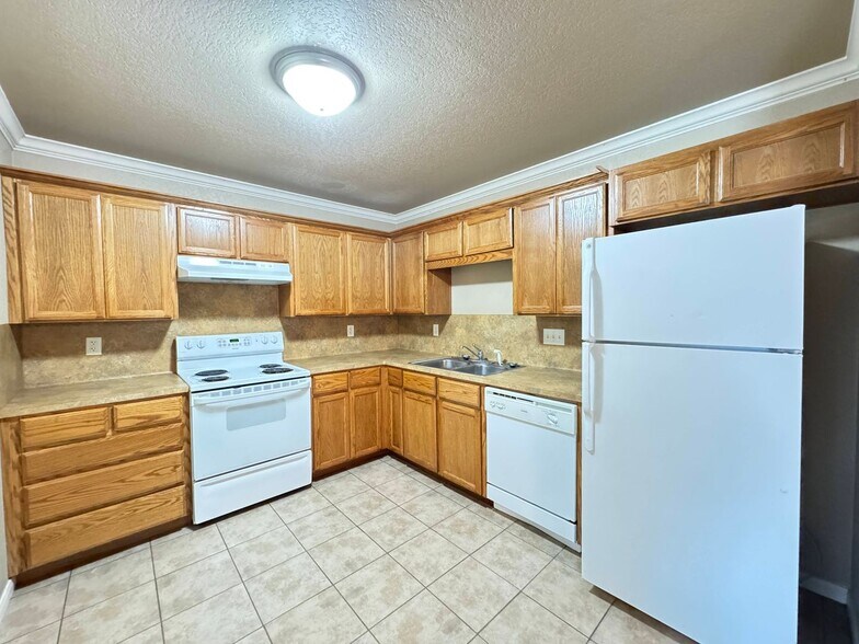 Building Photo - 1110 Powder River Dr