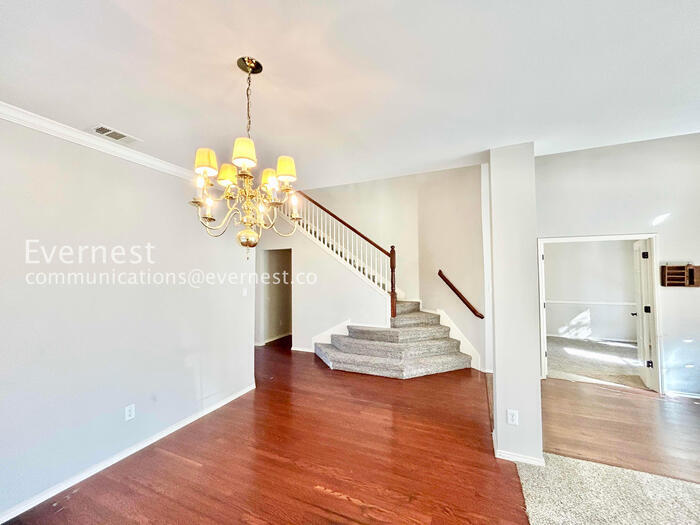 Building Photo - 6 Altman Ct