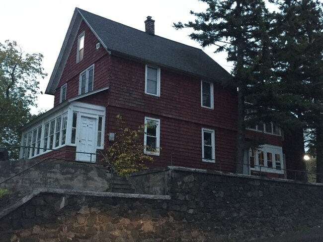 Primary Photo - 801 E Montezuma Ave