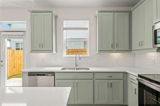 Building Photo - 206 Auburn Valley Wy