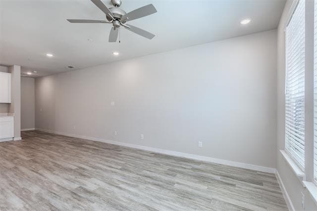 Building Photo - 1328 Creekbank Dr