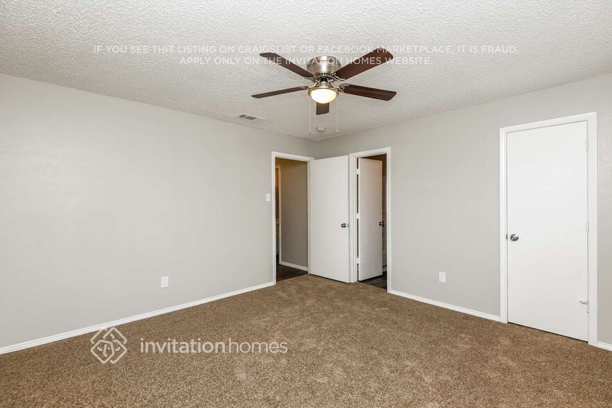 Building Photo - 422 Dawn Dr