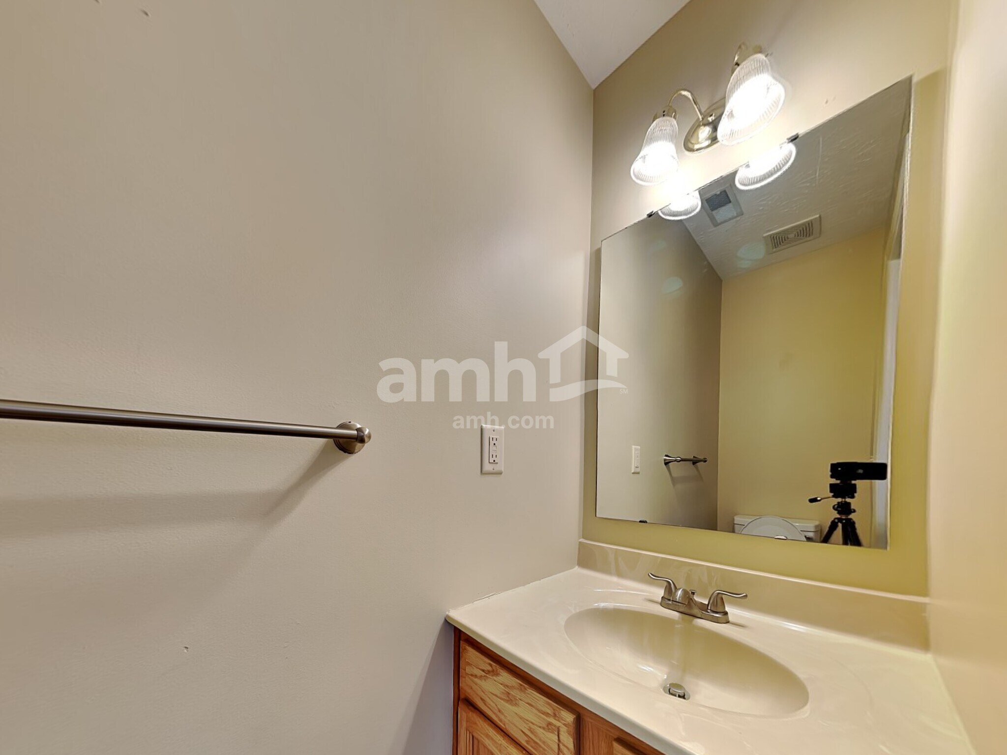 Building Photo - 3162 Bridlerun Dr