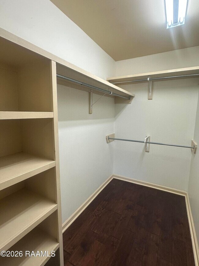 Building Photo - 309 Stags Leap Ln