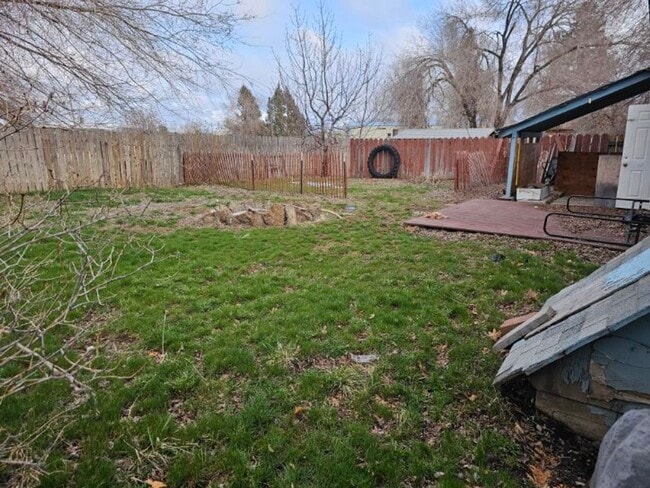 Building Photo - 3Br/1 Bath Home in Susanville