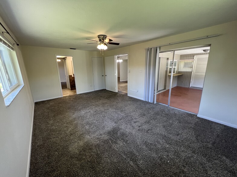 Master Bedroom En Suite - 4705 Palm Tree Blvd