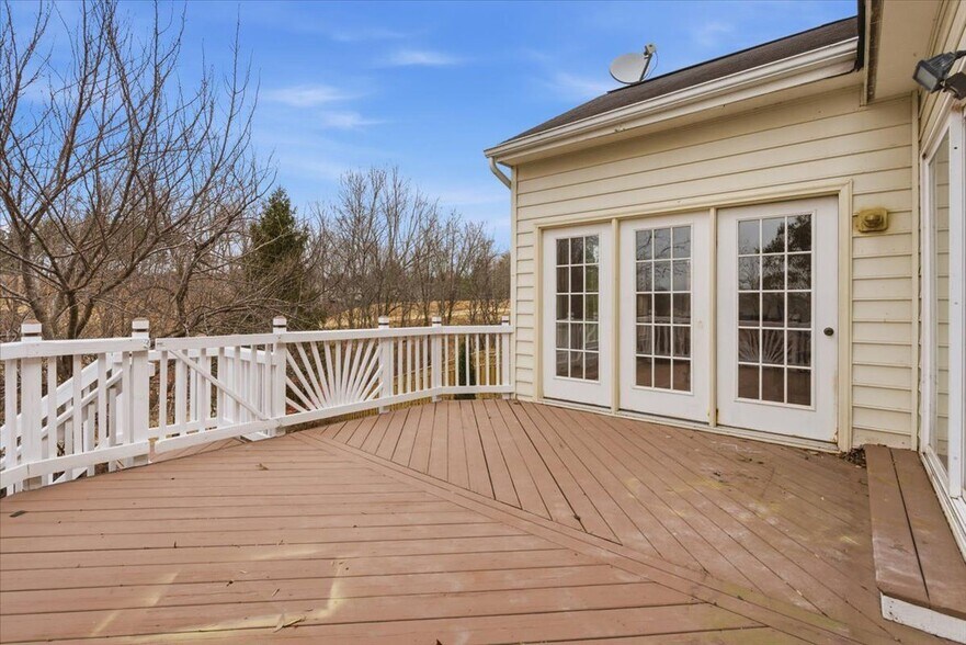 Building Photo - 3168 Tulip Tree Pl