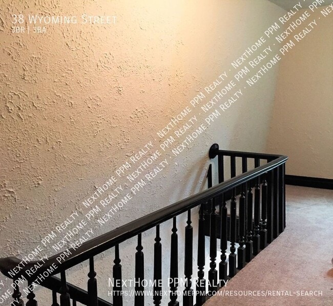 Building Photo - 38 Wyoming St