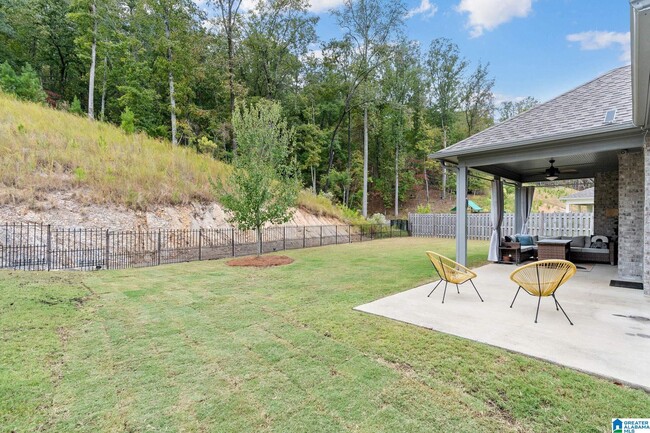 Building Photo - 277 Kinross Circle