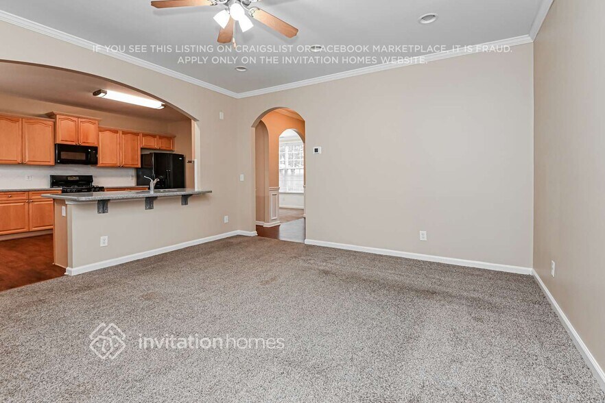 Building Photo - 940 Island Bluff Ln