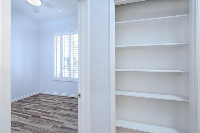 Building Photo - 44357 Royal Lytham Dr