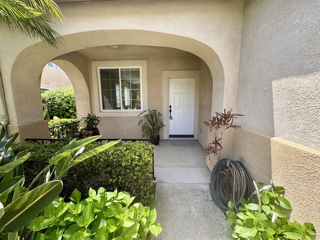 Building Photo - 6071 Paseo Pradera