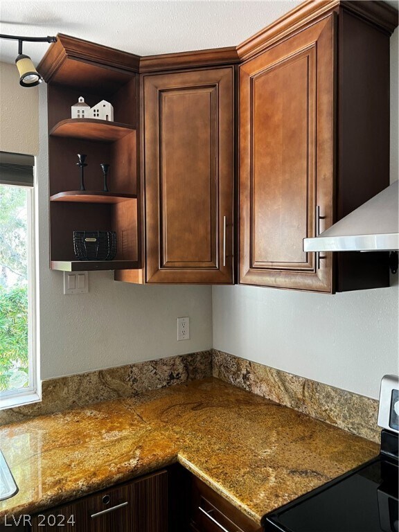 Building Photo - 513 Woodcrest Ct