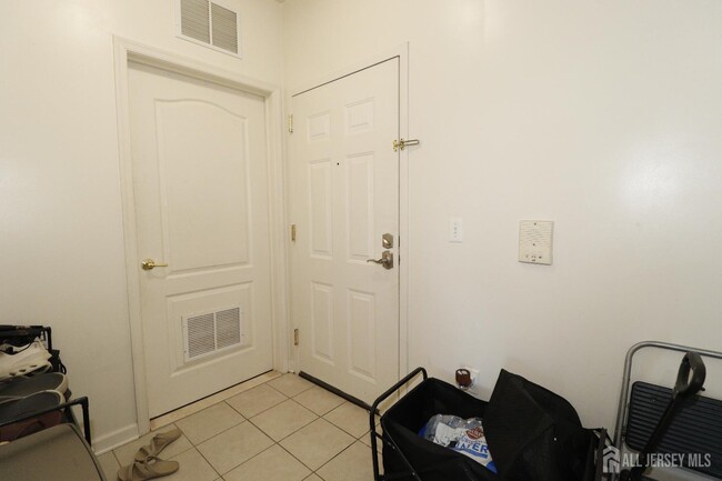 Building Photo - 3223 Edward Stec Blvd