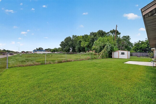 Building Photo - 4701 Crepe Myrtle Ln