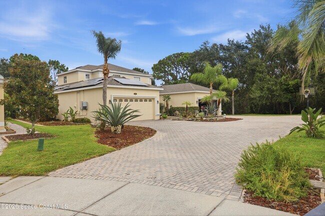 Building Photo - 2039 Tullagee Ave