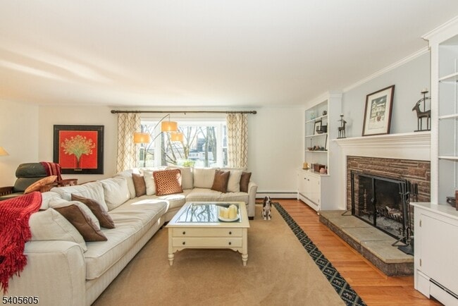 Building Photo - 237 Morris Ave