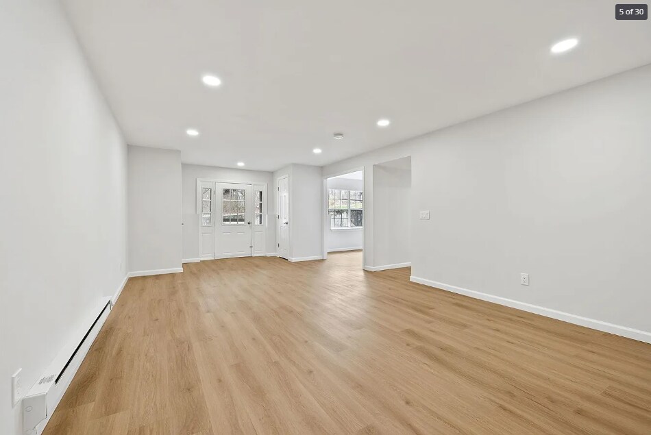 Building Photo - 41 Whisconier Vlg