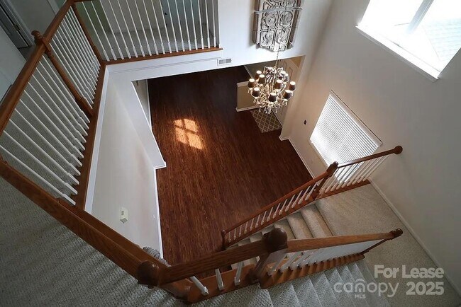 Building Photo - 10979 Princeton Village Dr